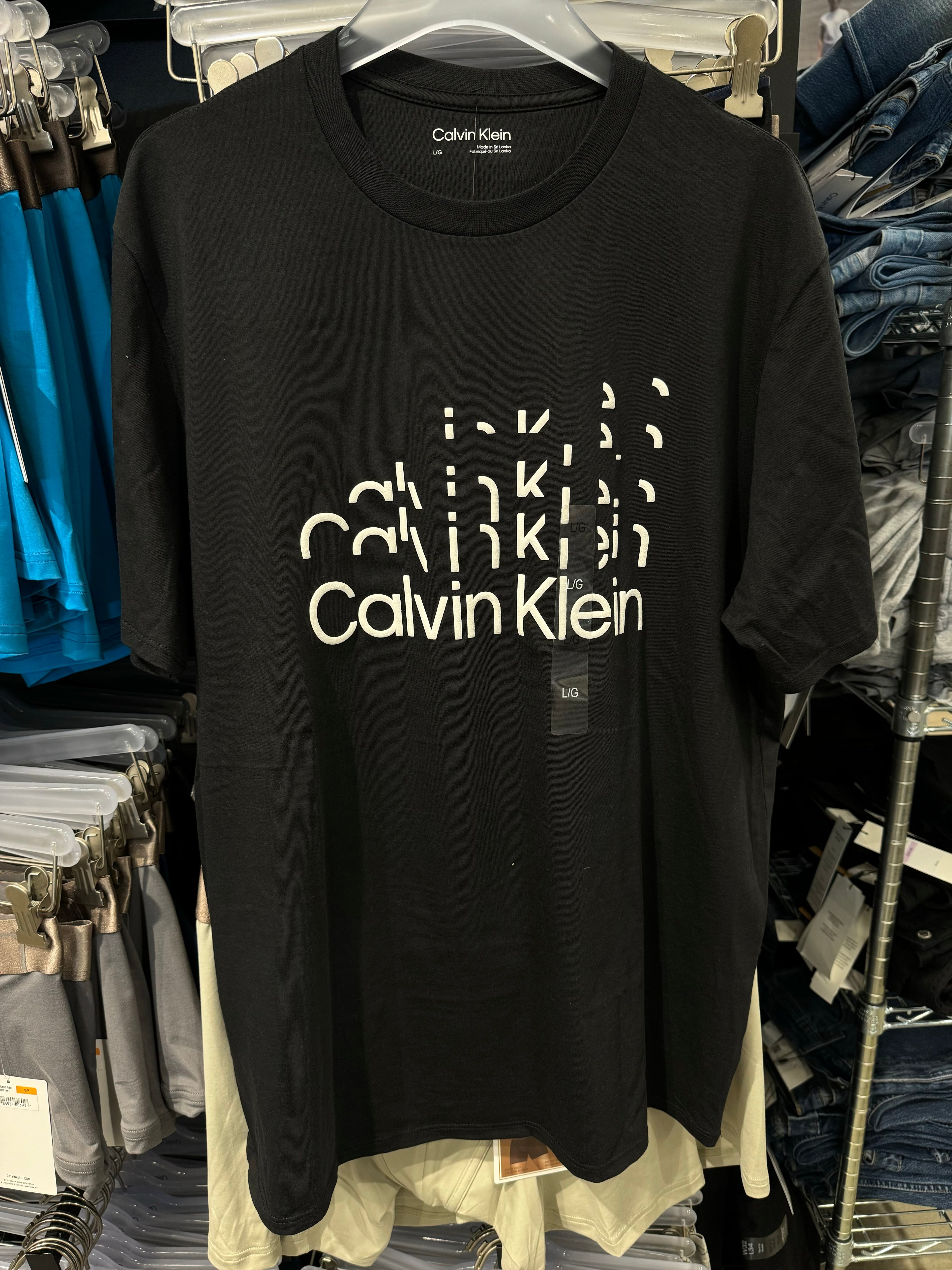Calvin Klein Loading Logo